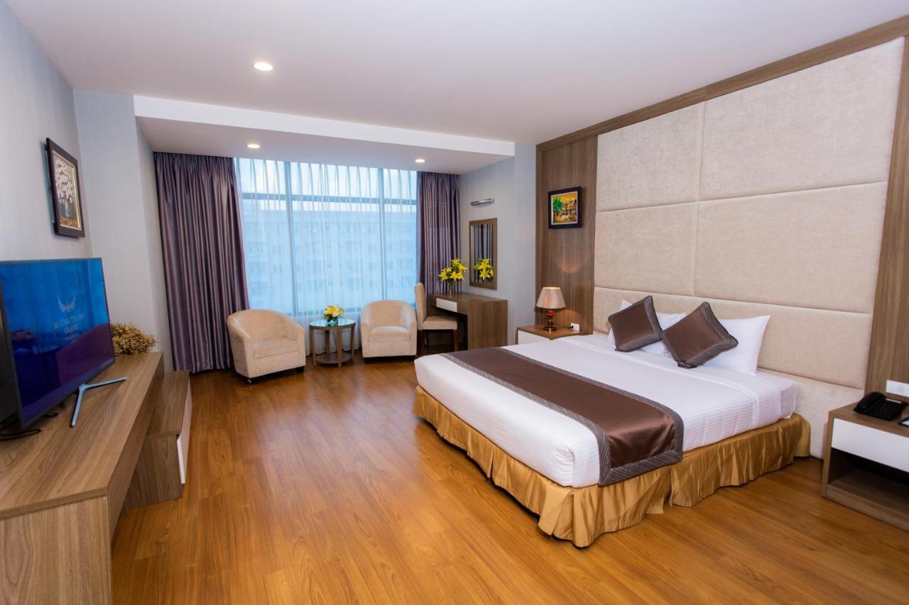 Muong Thanh Grand Hanoi Hotel Exterior photo