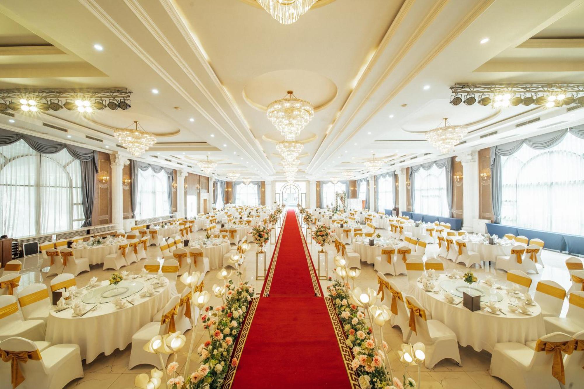 Muong Thanh Grand Hanoi Hotel Exterior photo